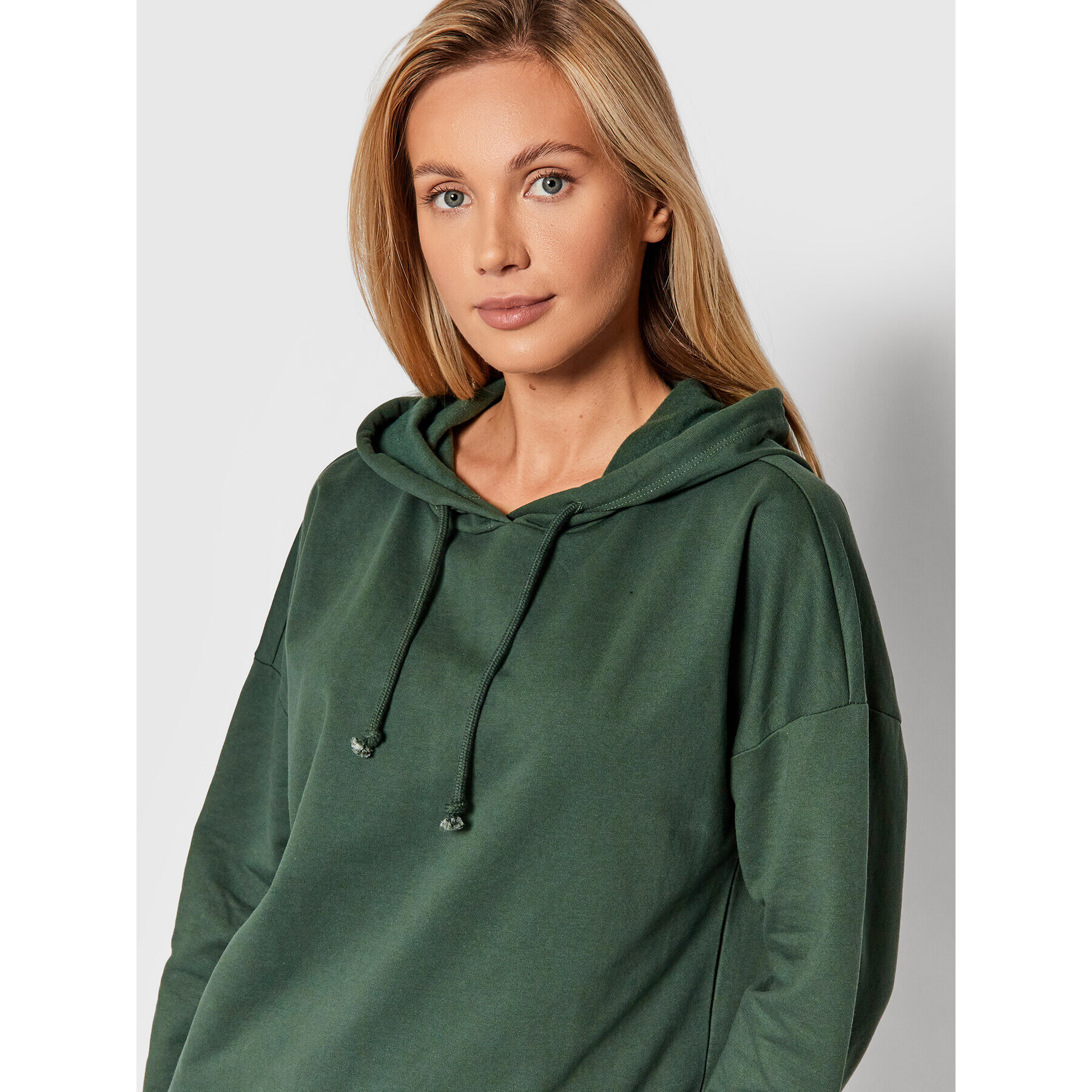 Vero Moda Bluză Octavia 10252959 Verde Loose Fit - Pled.ro