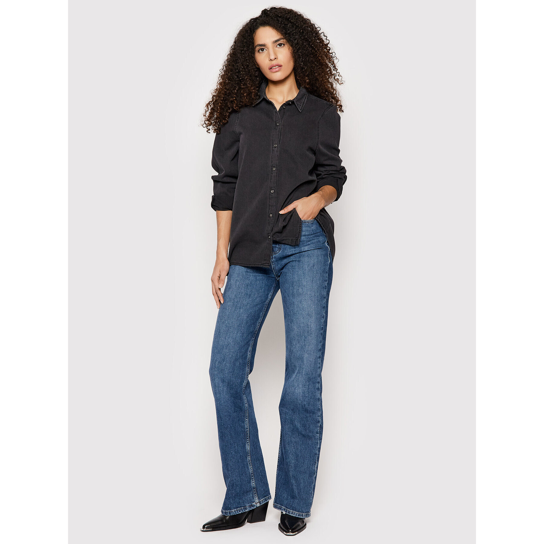 Vero Moda cămașă de blugi Flora 10258235 Negru Oversize - Pled.ro