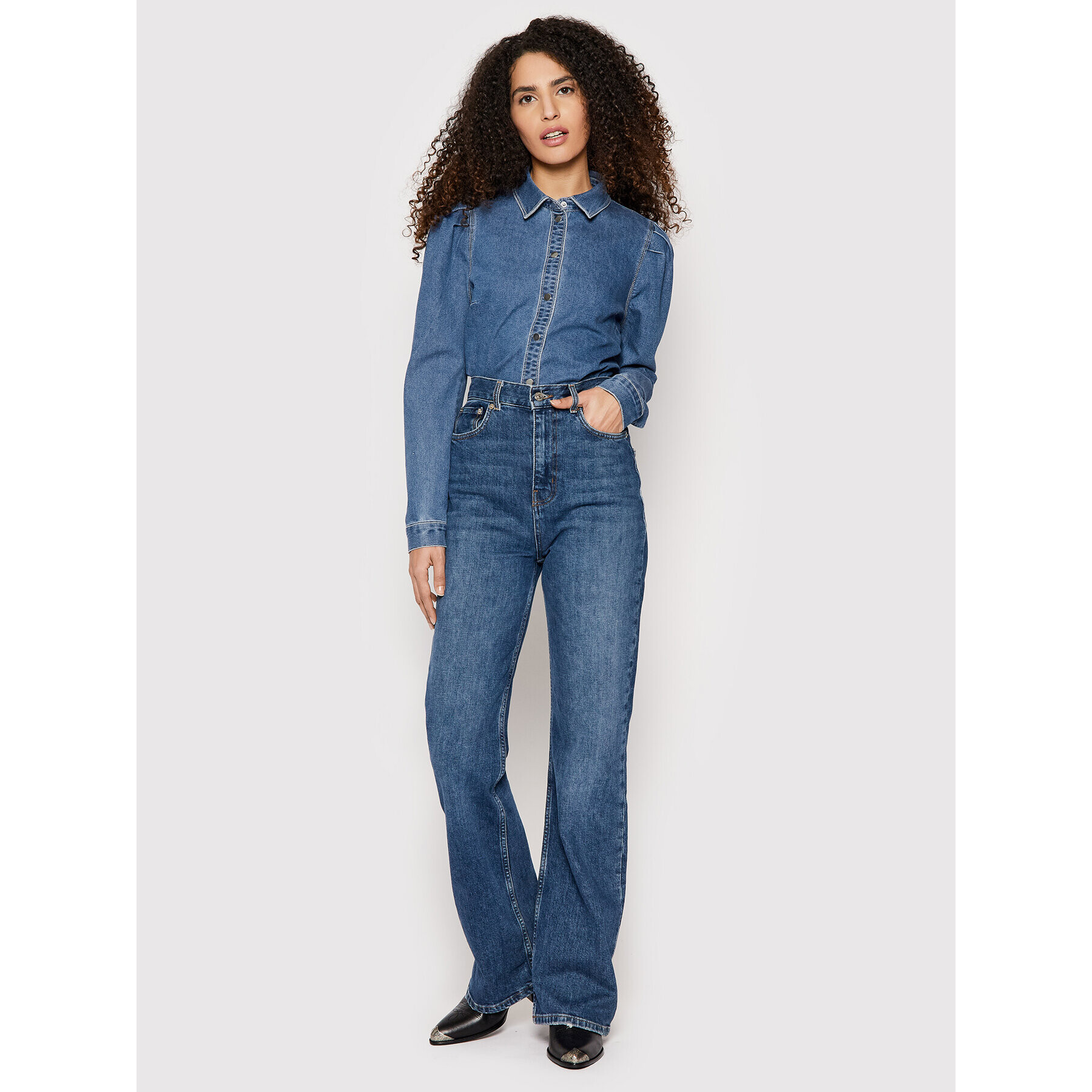 Vero Moda cămașă de blugi Rhiana 10258187 Albastru Slim Fit - Pled.ro