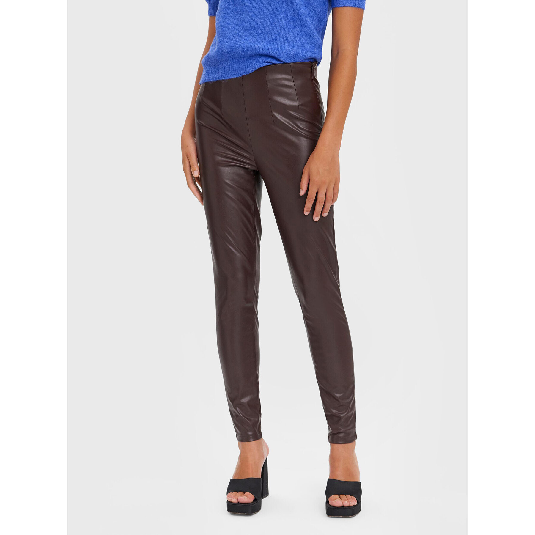 Vero Moda Pantaloni din imitație de piele Lana 10269992 Maro Slim Fit - Pled.ro