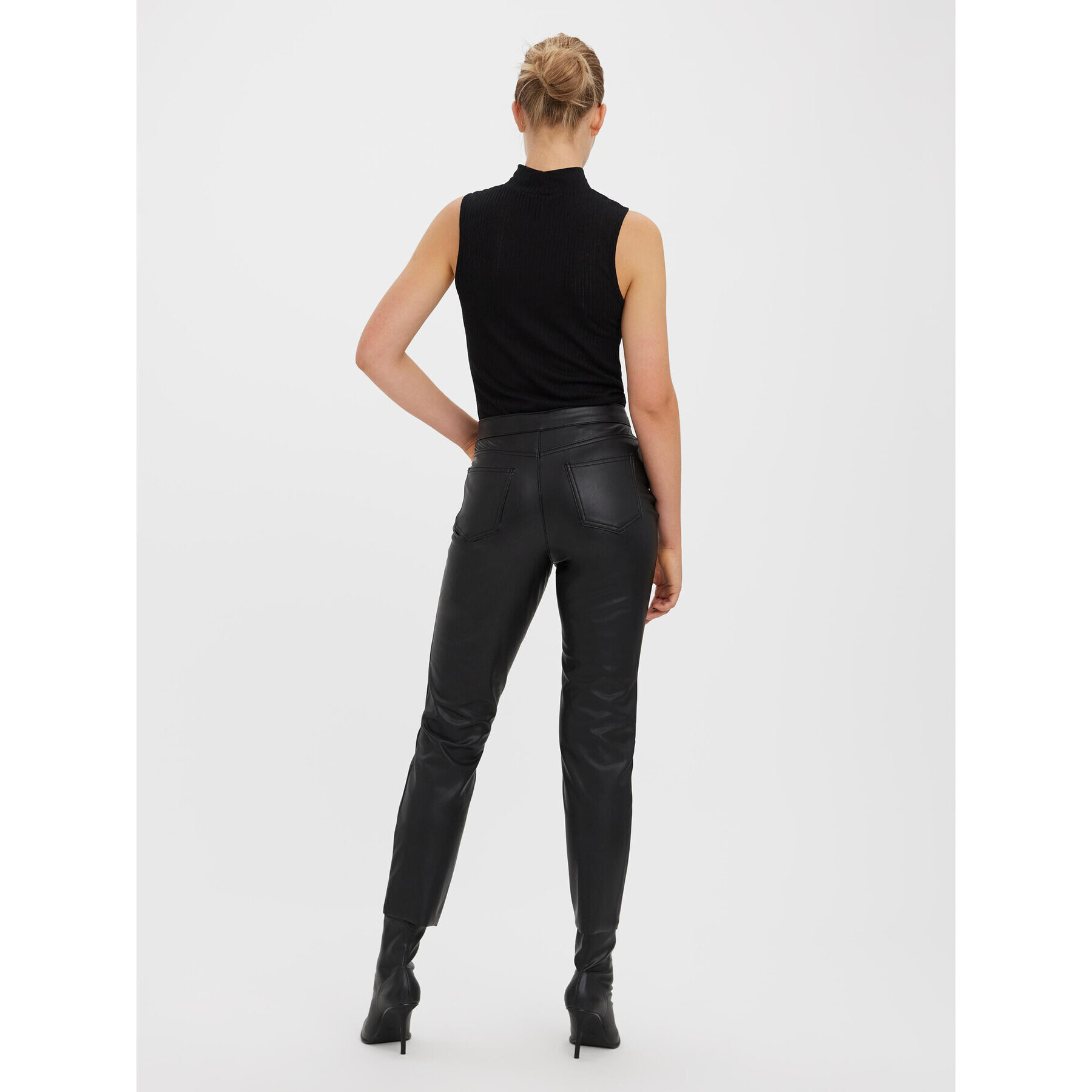 Vero Moda Pantaloni din imitație de piele Brenda 10268460 Negru Straight Fit - Pled.ro