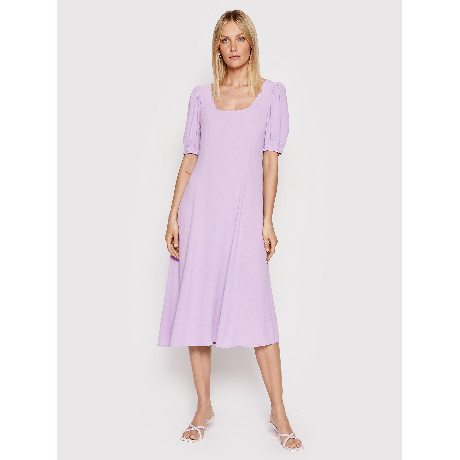 Vero Moda Rochie de zi Sab 10266156 Violet Relaxed Fit - Pled.ro