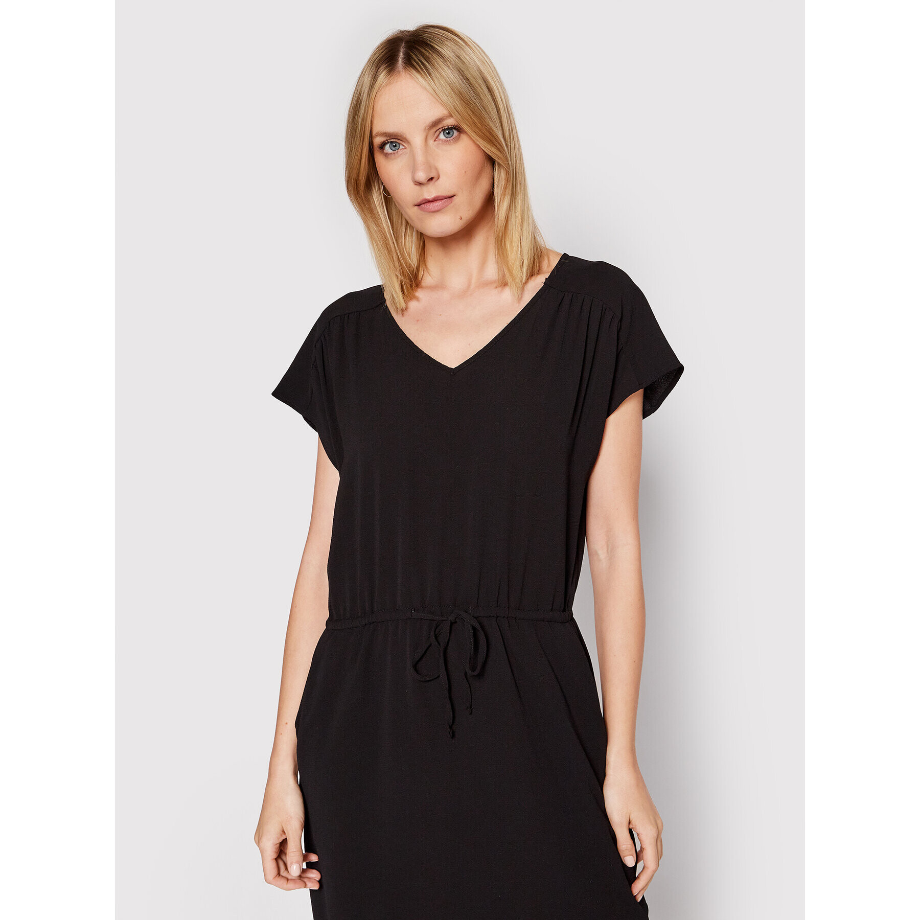 Vero Moda Rochie de zi Sallini 10266793 Negru Regular Fit - Pled.ro