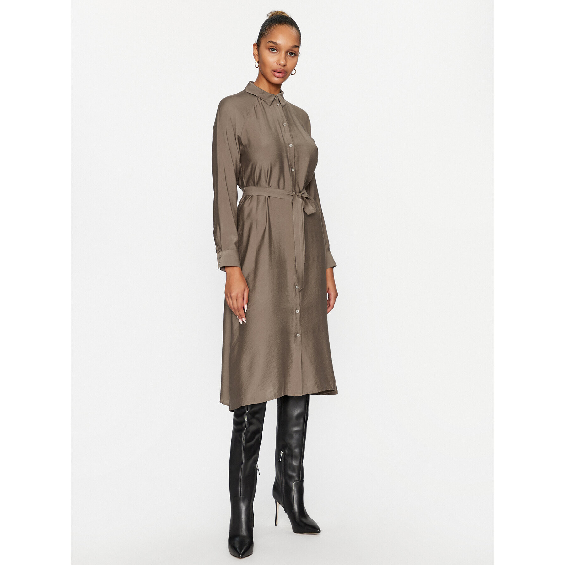 Vero Moda Rochie tip cămașă 10295296 Maro Regular Fit - Pled.ro