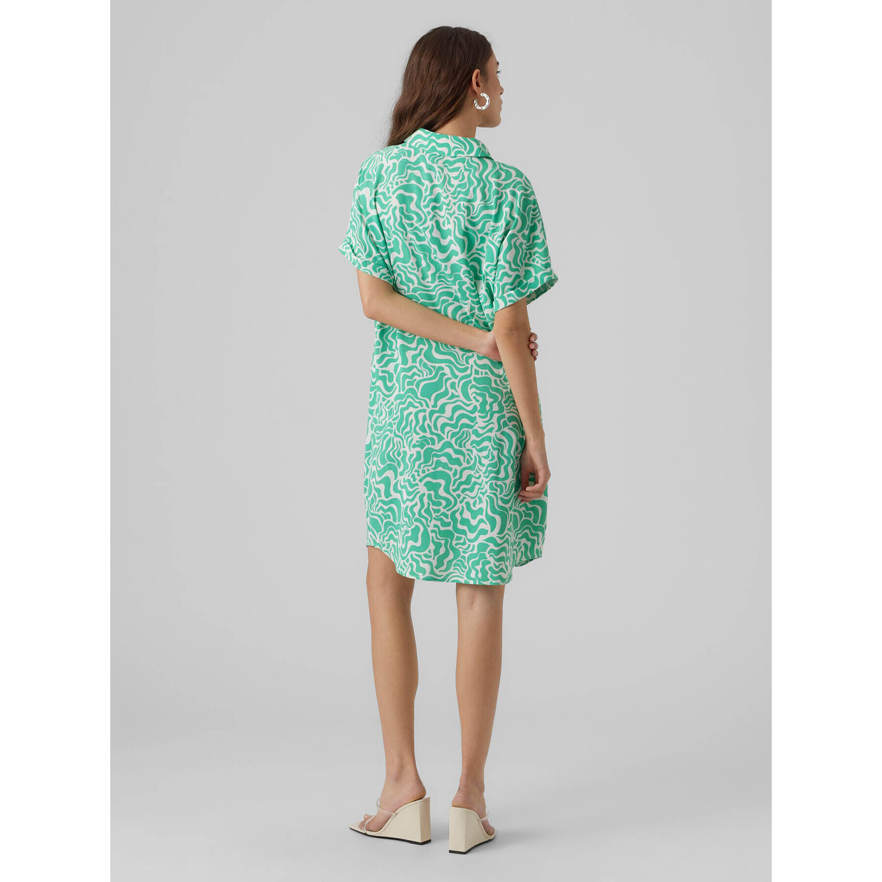 Vero Moda Rochie tip cămașă Frida 10288283 Verde Loose Fit - Pled.ro