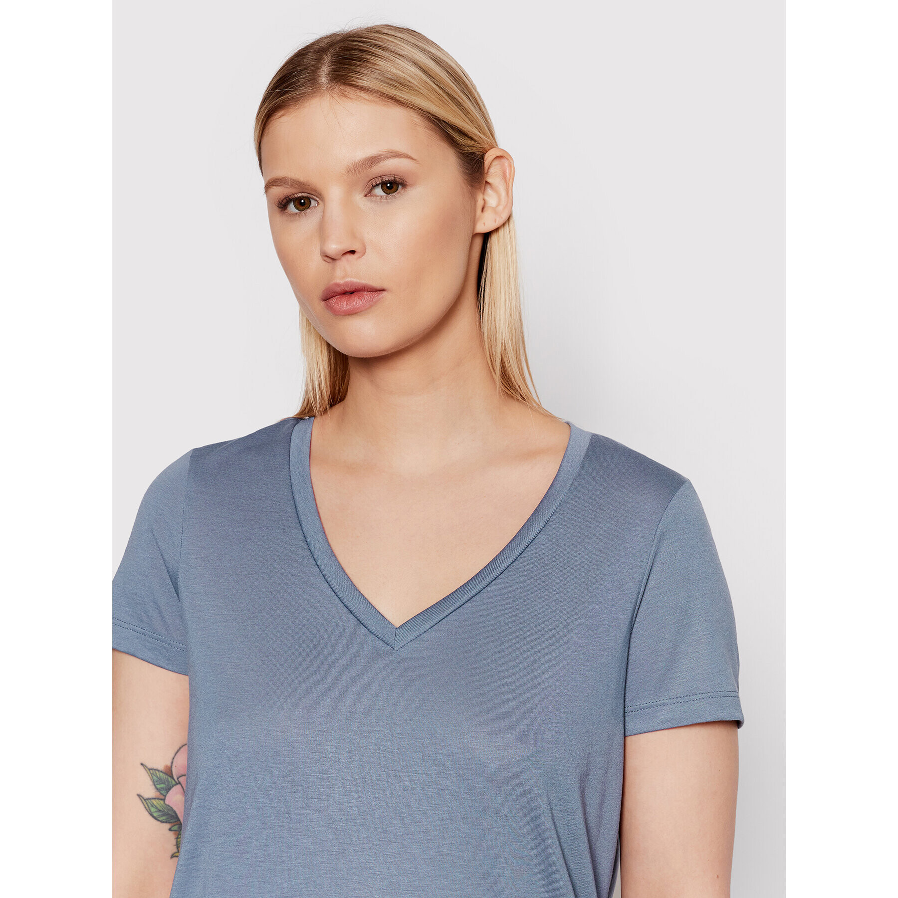 Vero Moda Tricou Spicy 10260455 Bleumarin Relaxed Fit - Pled.ro