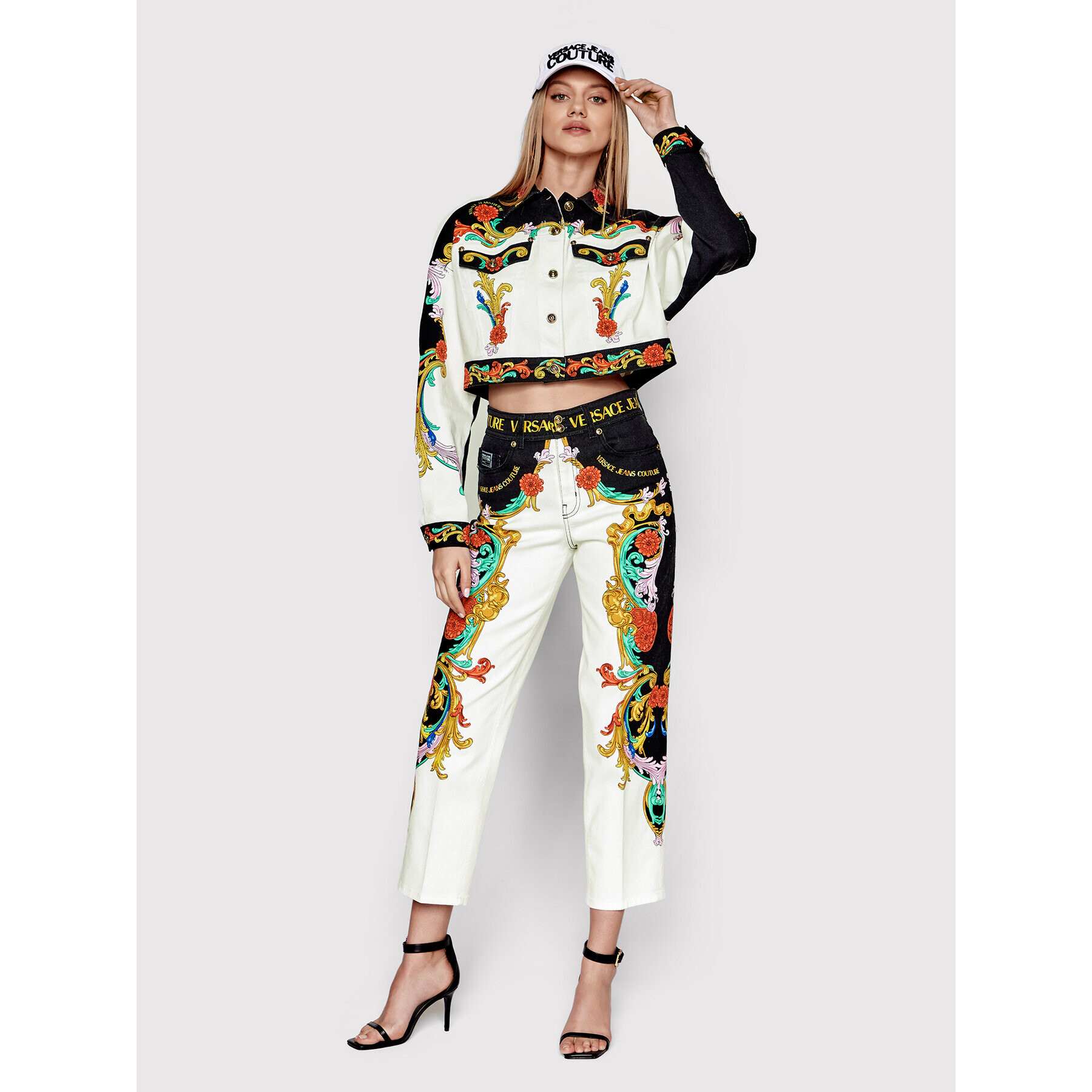 Versace Jeans Couture Blugi Nina Panel 72HAB5TP Colorat Relaxed Fit - Pled.ro