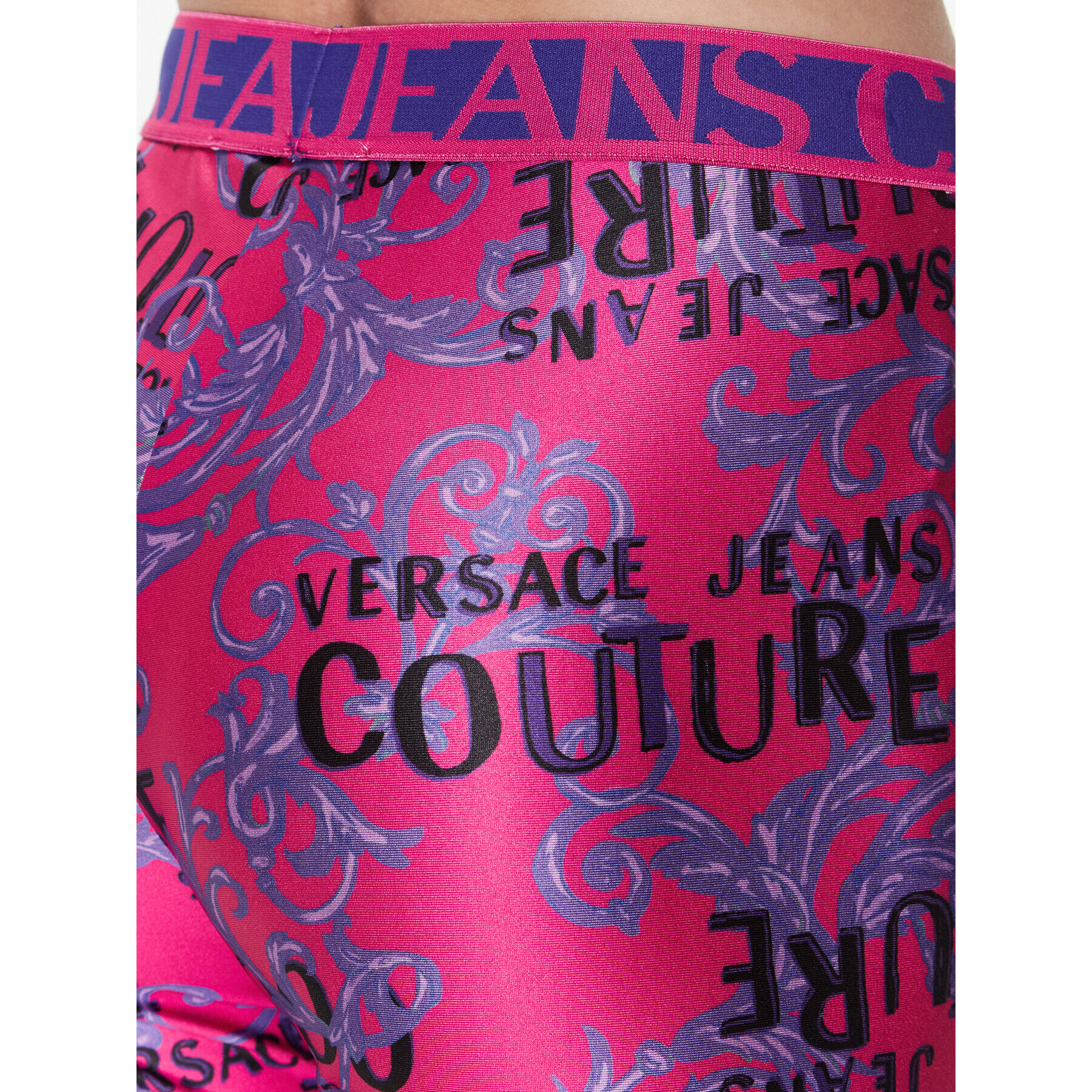 Versace Jeans Couture Pantaloni scurți sport 74HAC106 Roz Slim Fit - Pled.ro