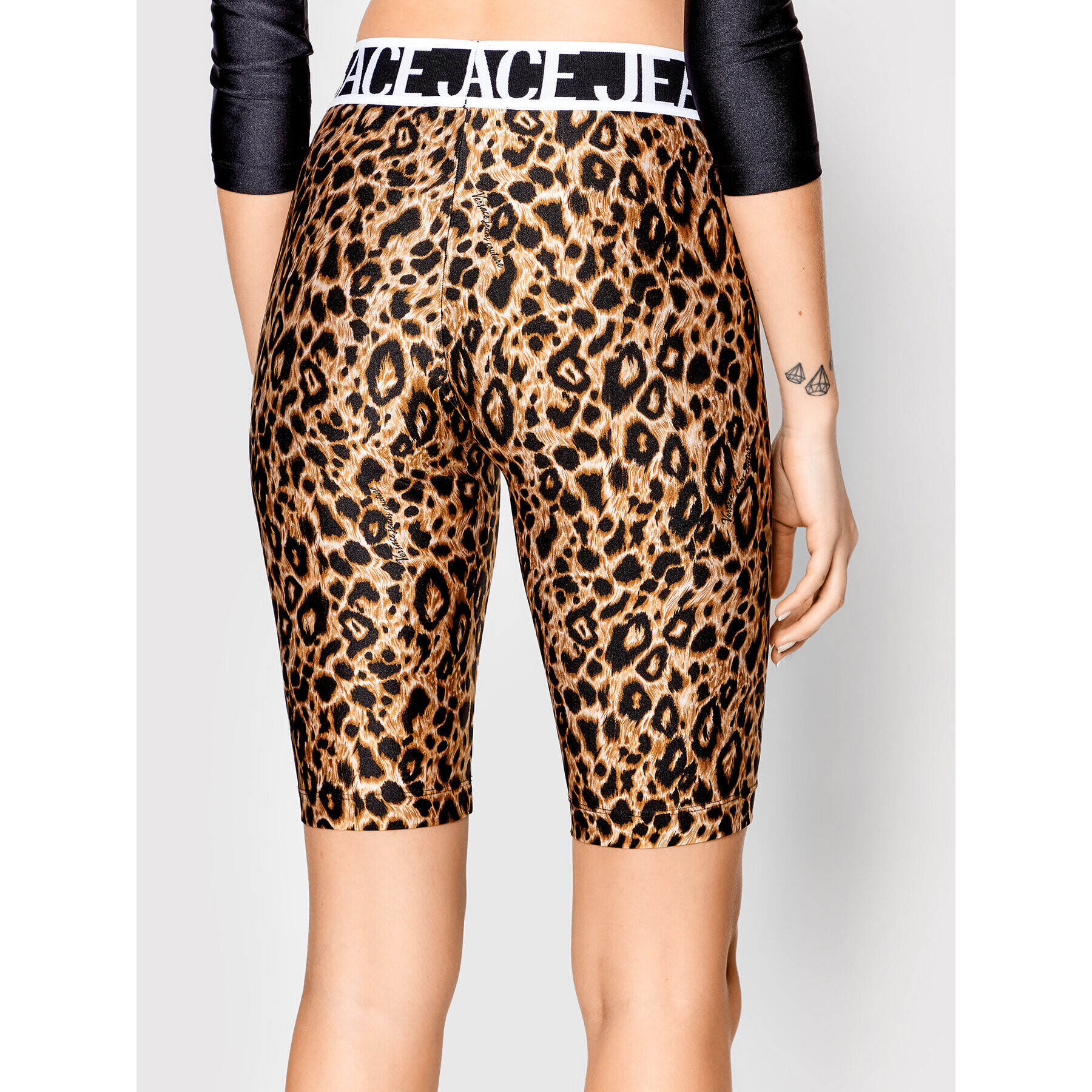 Versace Jeans Couture Pantaloni scurți sport Print Leopard 72HAC110 Maro Slim Fit - Pled.ro