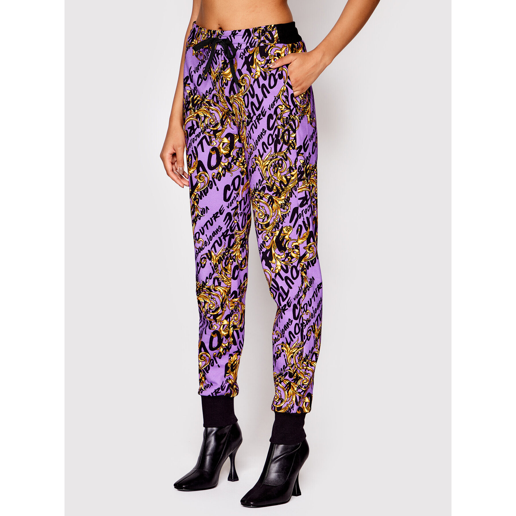 Versace Jeans Couture Pantaloni trening Brush 73HAA310 Violet Regular Fit - Pled.ro