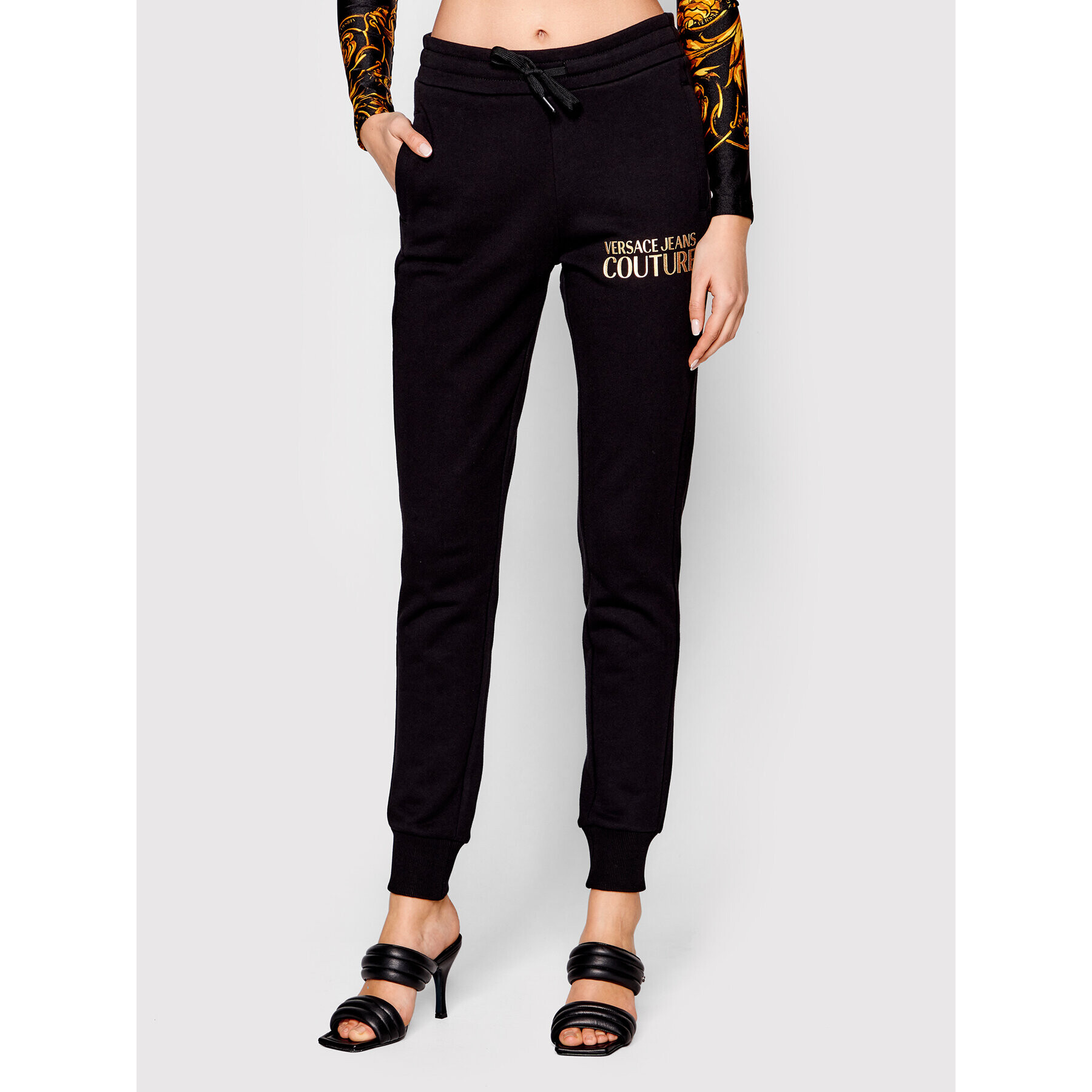 Versace Jeans Couture Pantaloni trening Logo 72HAAT01 Negru Regular Fit - Pled.ro