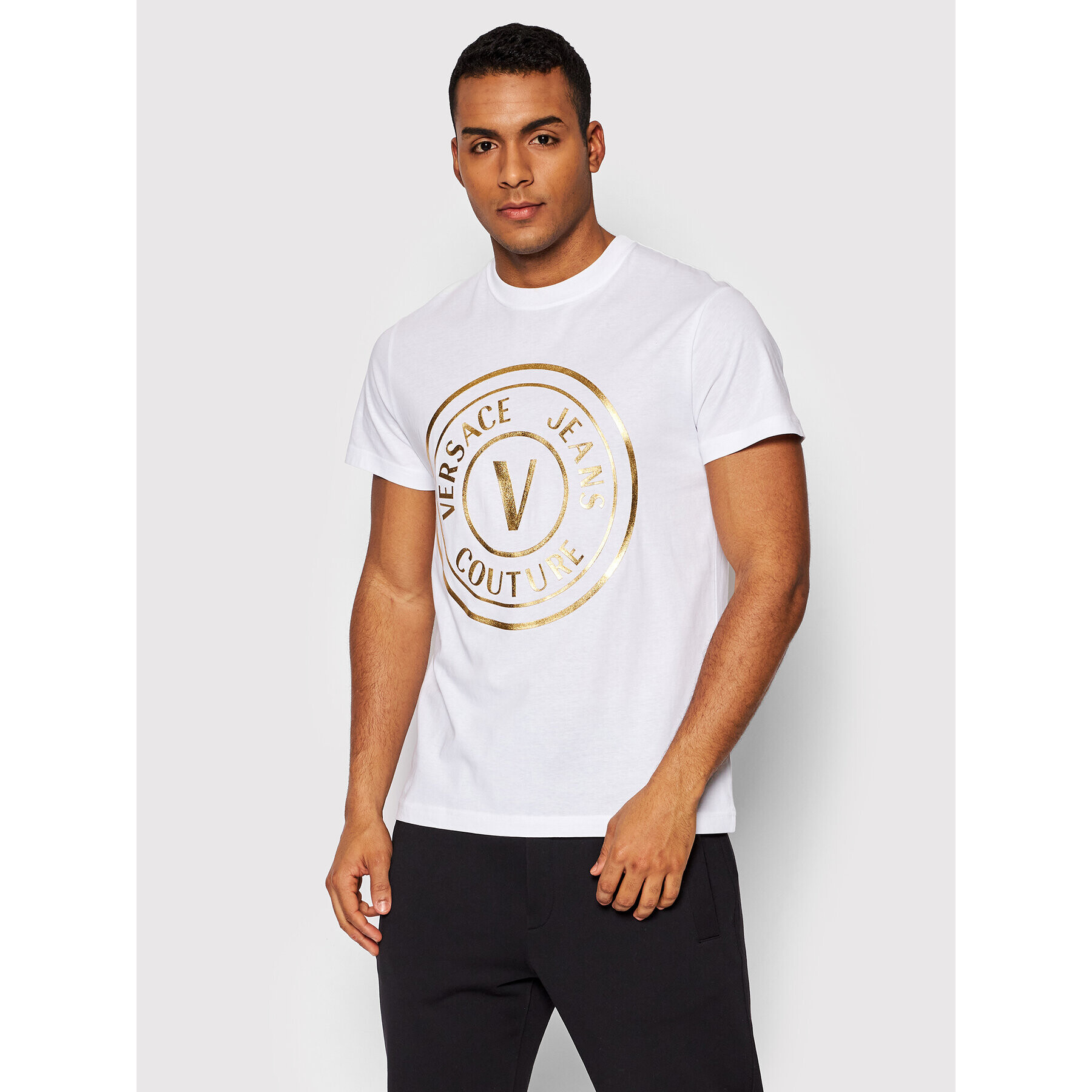 Versace Jeans Couture Tricou Vemblem Thick Foil 72GAHT03 Alb Regular Fit - Pled.ro