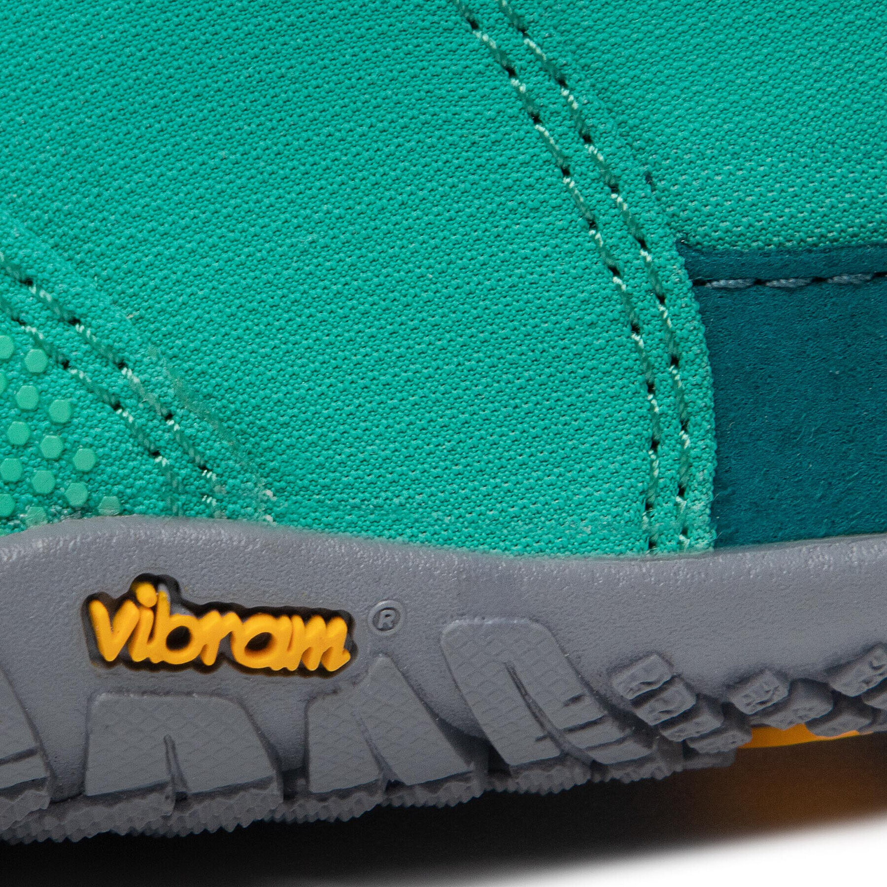 Vibram Fivefingers Pantofi V-Treck 19W7403 Verde - Pled.ro