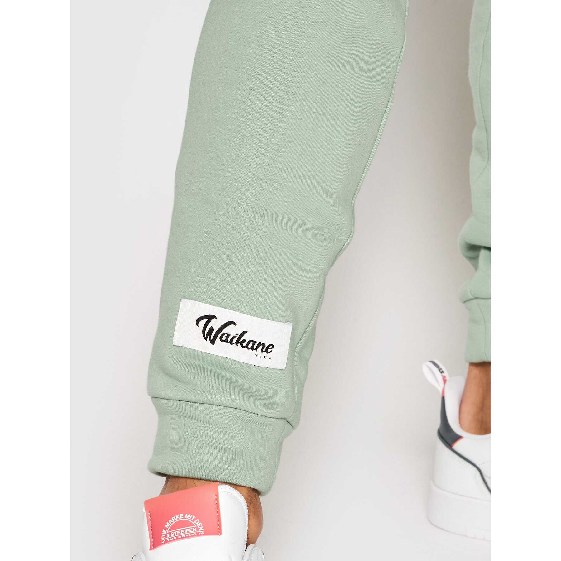 Waikane Vibe Pantaloni trening Waikane Verde Regular Fit - Pled.ro