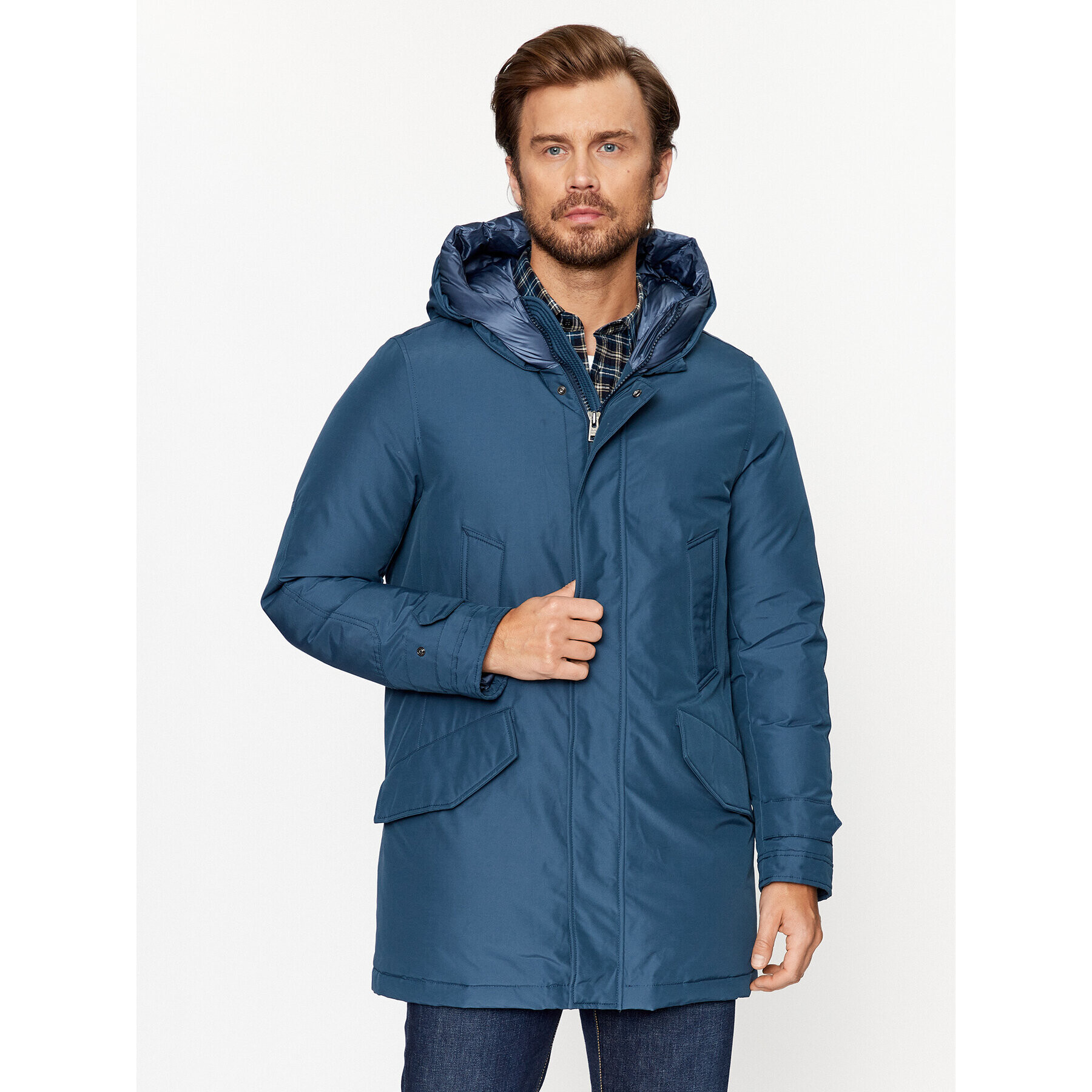 Woolrich Geacă de iarnă Polar CFWOOU0487MRUT0001 Bleumarin Regular Fit - Pled.ro