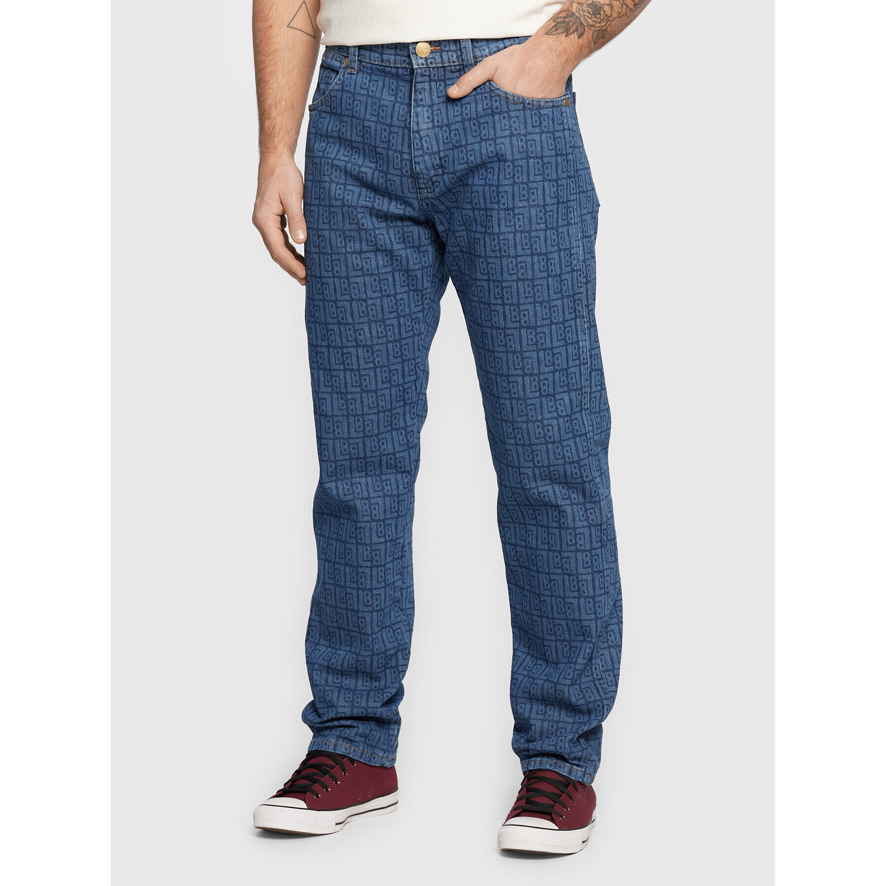 Wrangler Blugi LEON BRIDGES Frontier In All Over Laser W16VCB31Y 112328335 Albastru Regular Fit - Pled.ro