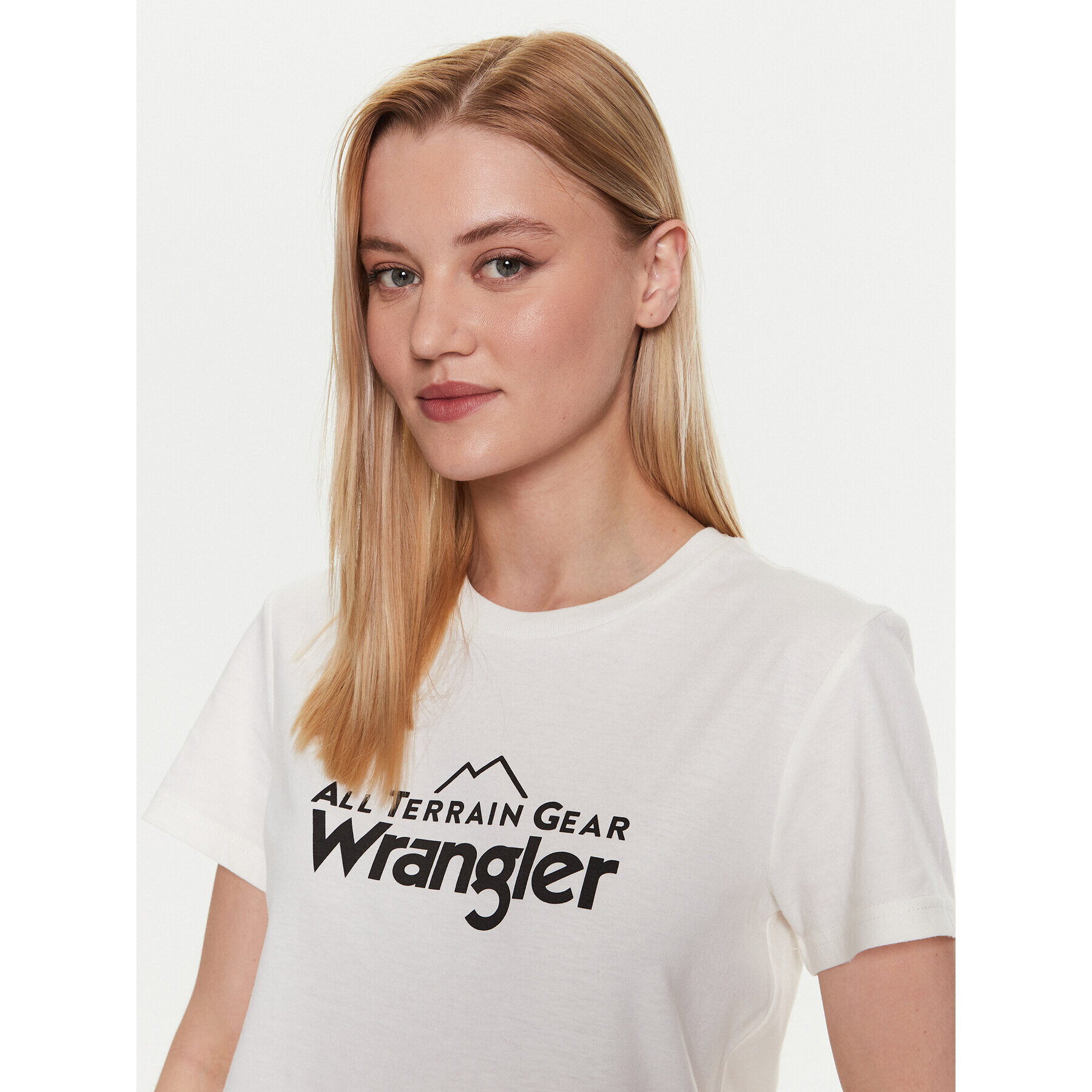 Wrangler Tricou Logo Tee WC5FGEM22 112326341 Écru Regular Fit - Pled.ro