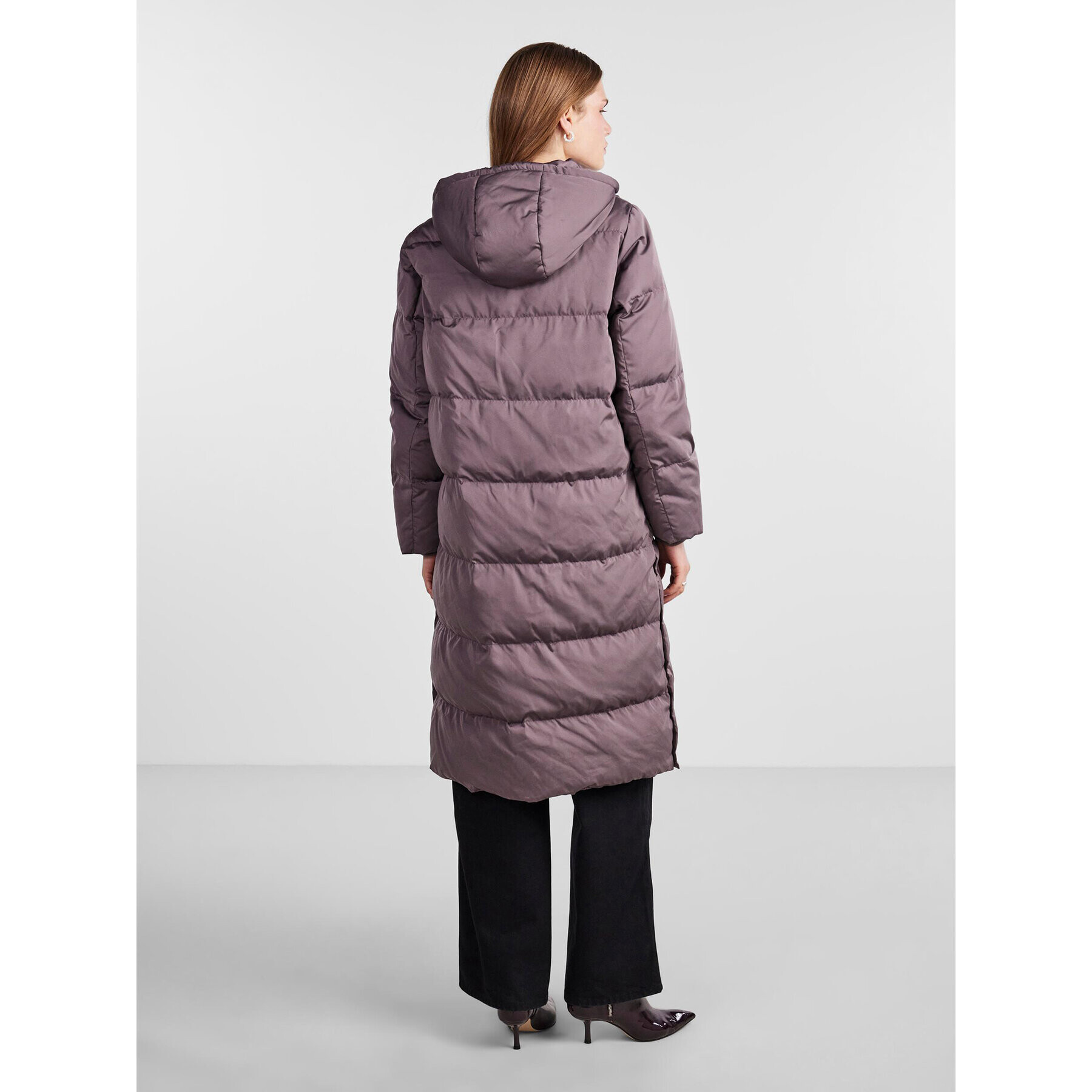 YAS Geacă din puf 26023635 Violet Regular Fit - Pled.ro