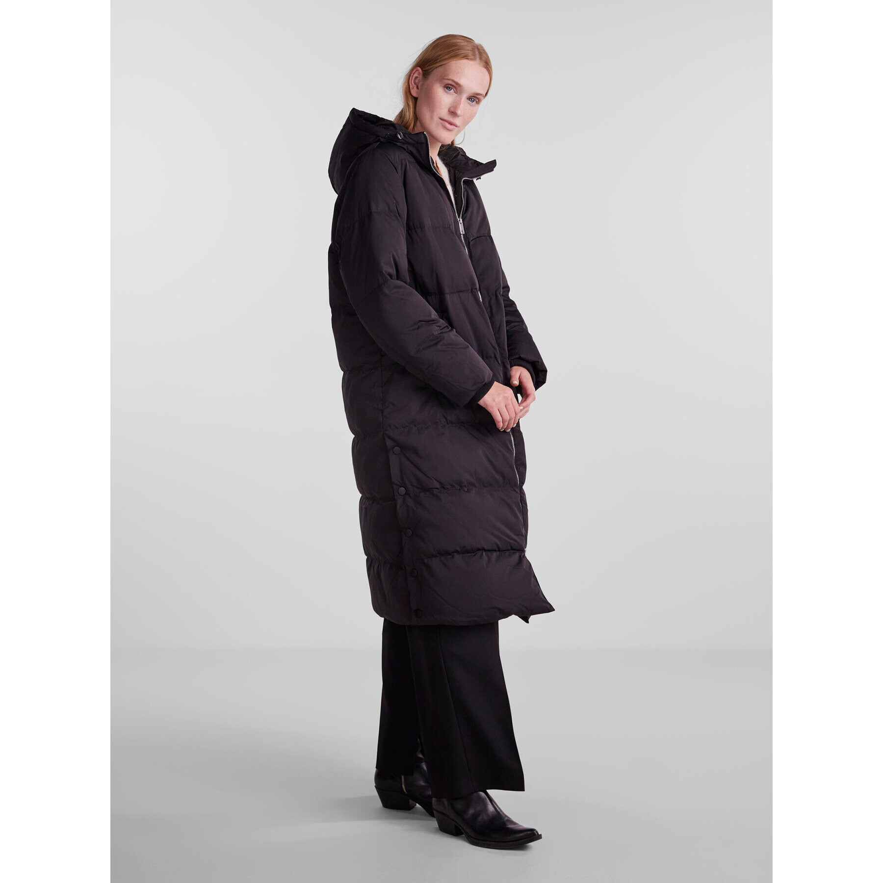 YAS Geacă din puf Puffa 26023635 Negru Regular Fit - Pled.ro