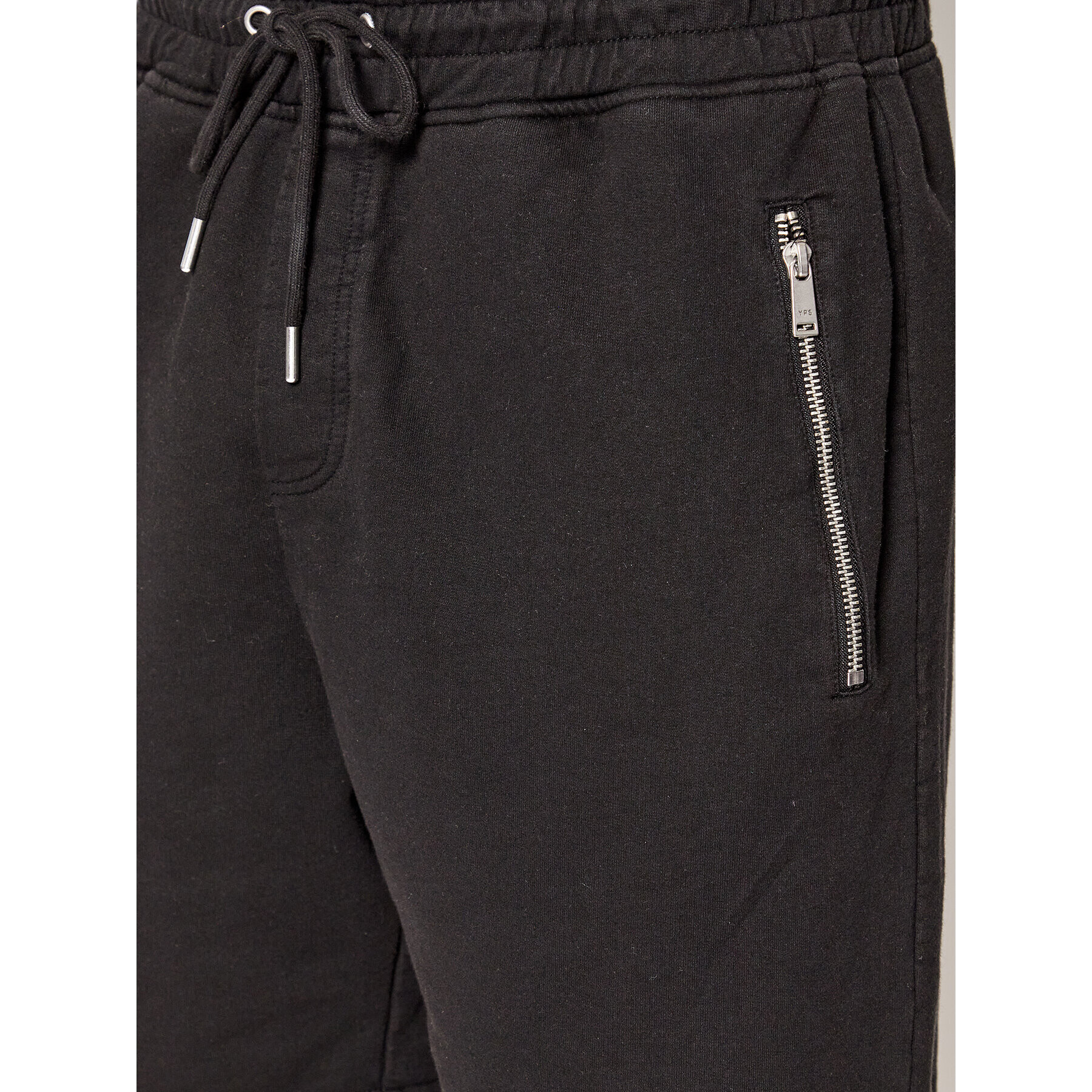 Young Poets Society Pantaloni scurți sport Mads 107000 Negru Regular Fit - Pled.ro