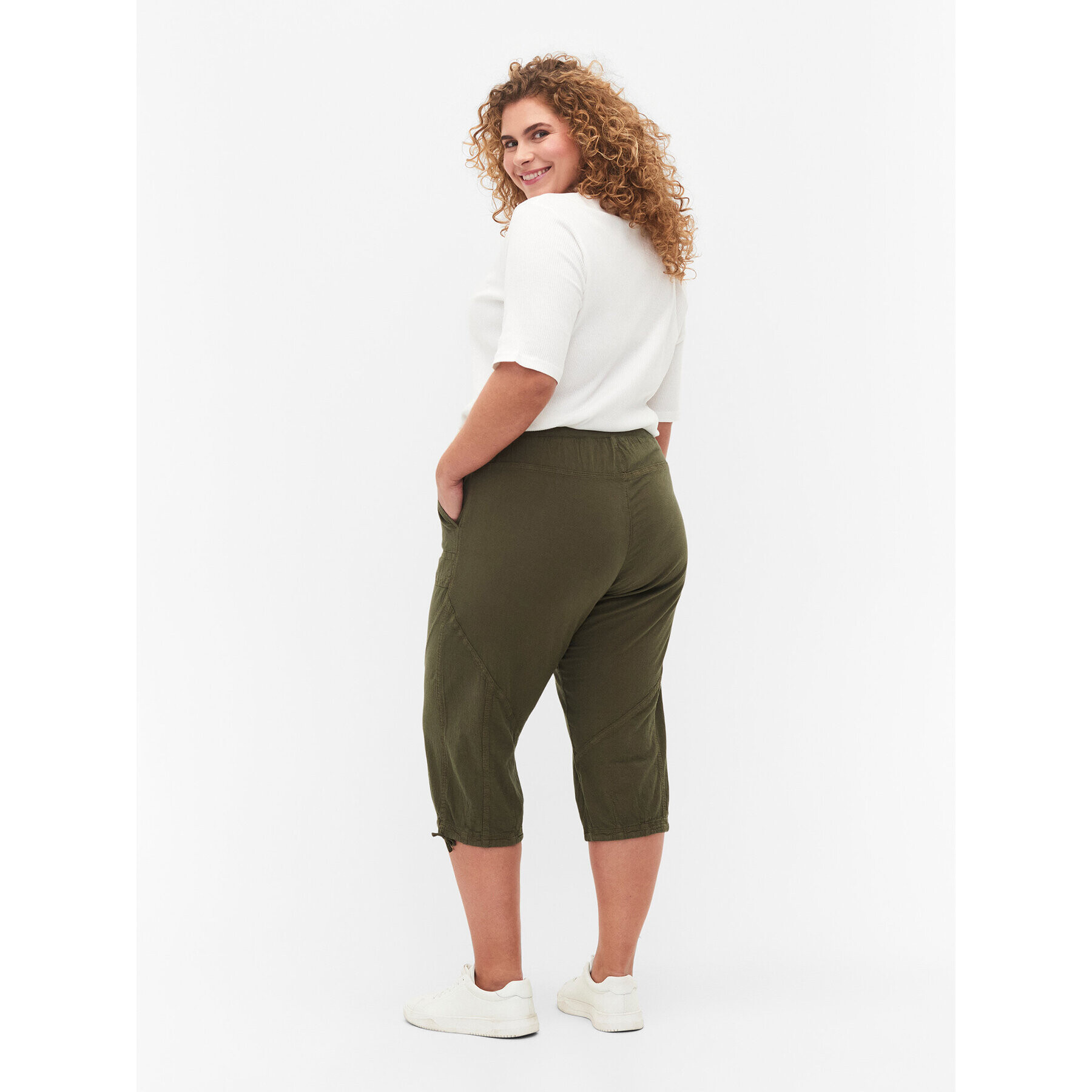 Zizzi Pantaloni din material J80001J Verde Loose Fit - Pled.ro