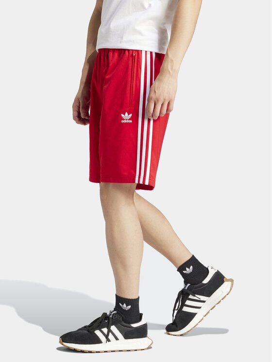 adidas Pantaloni scurți sport adicolor Firebird IM9421 Regular Fit
