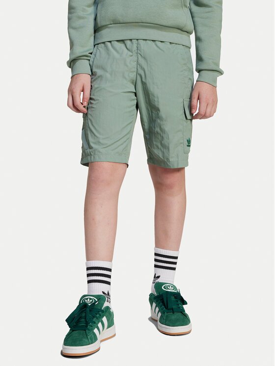 adidas Pantaloni scurți sport Cargo JC8428 Regular Fit