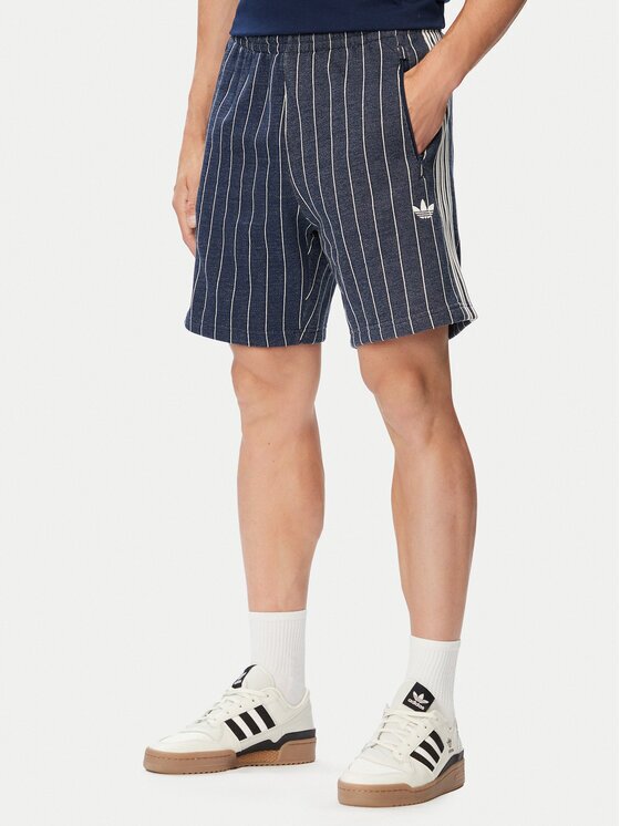 adidas Pantaloni scurți sport Pinstripes Shorts KR9706 Regular Fit