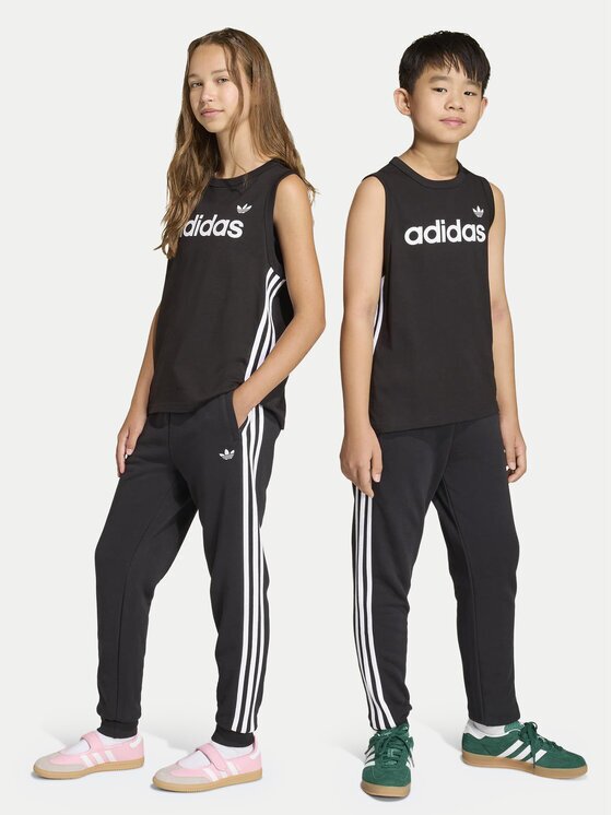 adidas Pantaloni trening 3 Stripes Pants KE2822 Regular Fit