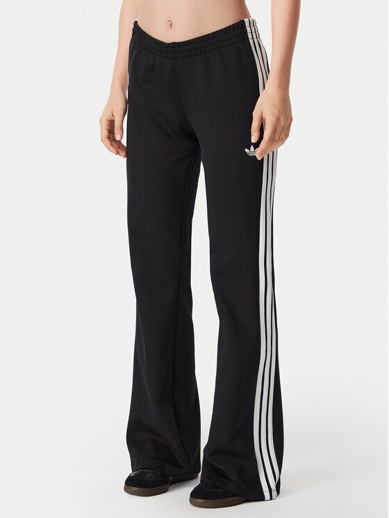 adidas Pantaloni trening 3S Flared KQ6424 Regular Fit