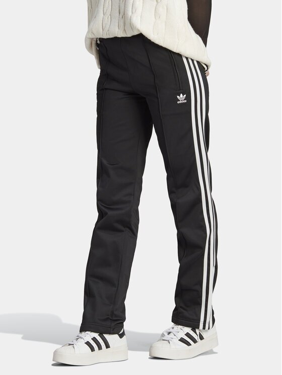 adidas Pantaloni trening adicolor Classics Firebird IL8763 Regular Fit