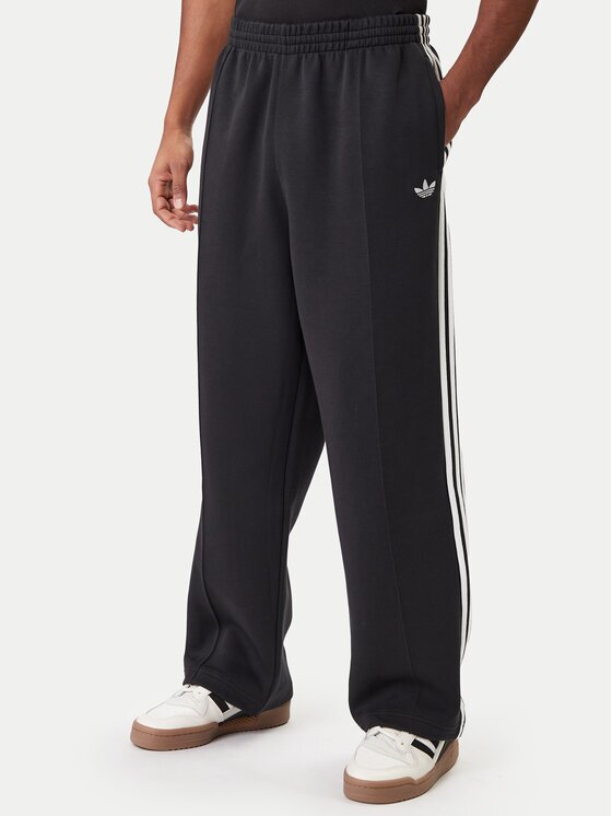 adidas Pantaloni trening adicolor Spacer Track JX1506 Baggy Fit