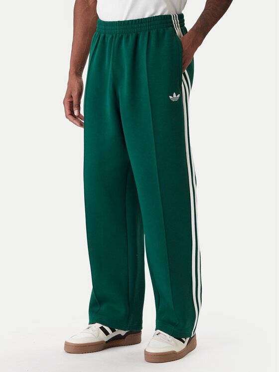 adidas Pantaloni trening adicolor Spacer Track KD4088 Baggy Fit
