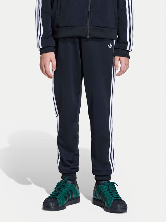 adidas Pantaloni trening adicolor SST KE2862 Regular Fit