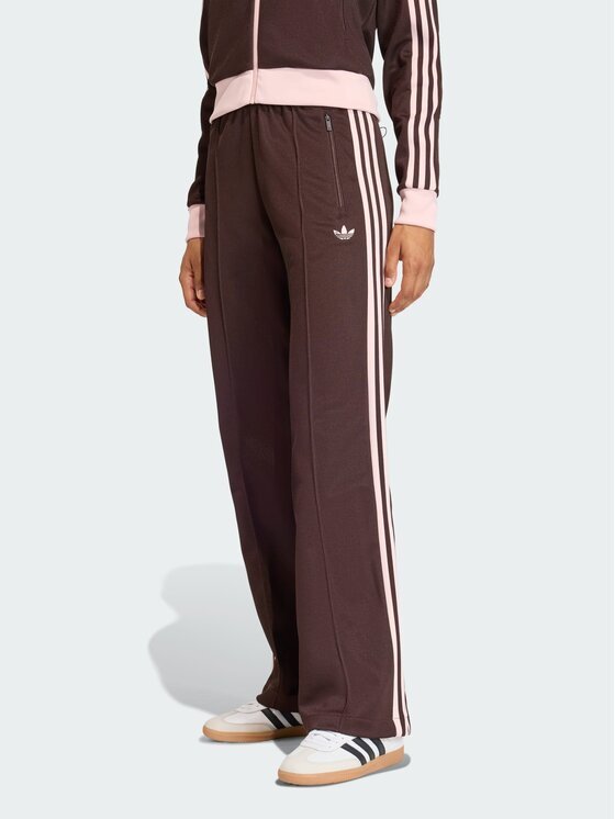 adidas Pantaloni trening Classic Track Pants KD3749 Regular Fit
