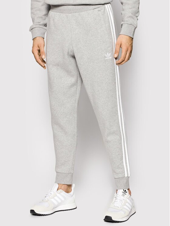 adidas Pantaloni trening Classics GN3530 Fitted Fit