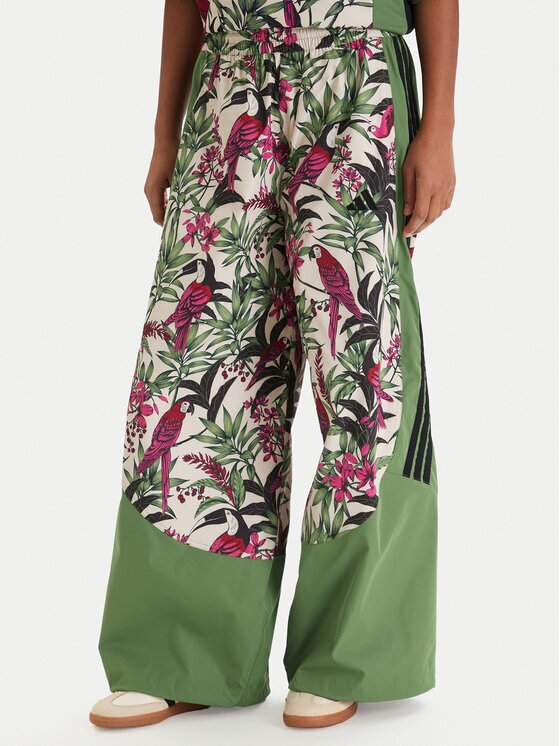 adidas Pantaloni trening Farm Rio Premium KD4642 Loose Fit