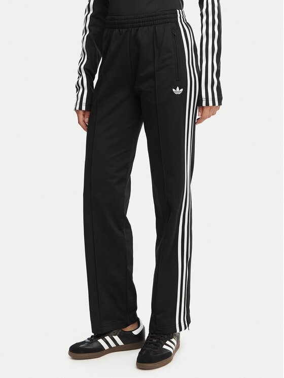 adidas Pantaloni trening Firebird Classic KD5575 Regular Fit