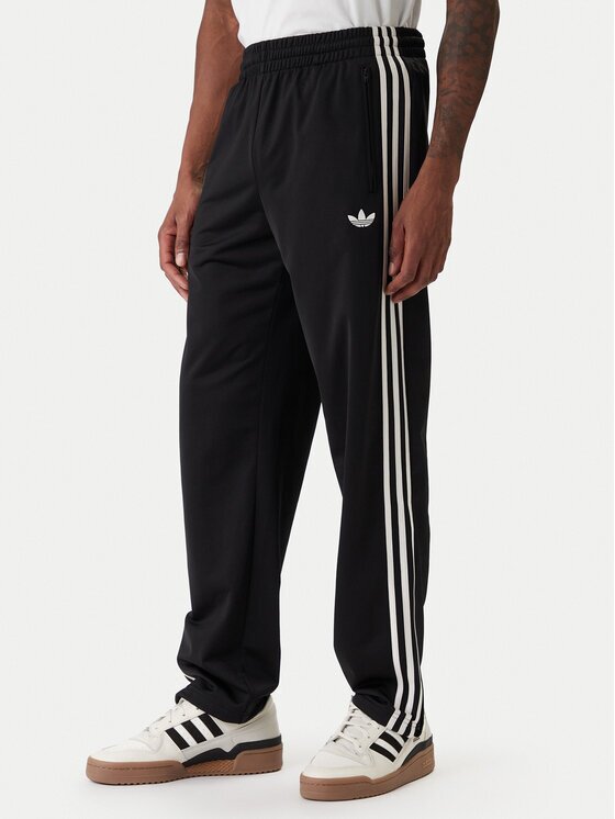 adidas Pantaloni trening Firebird KD8315 Loose Fit