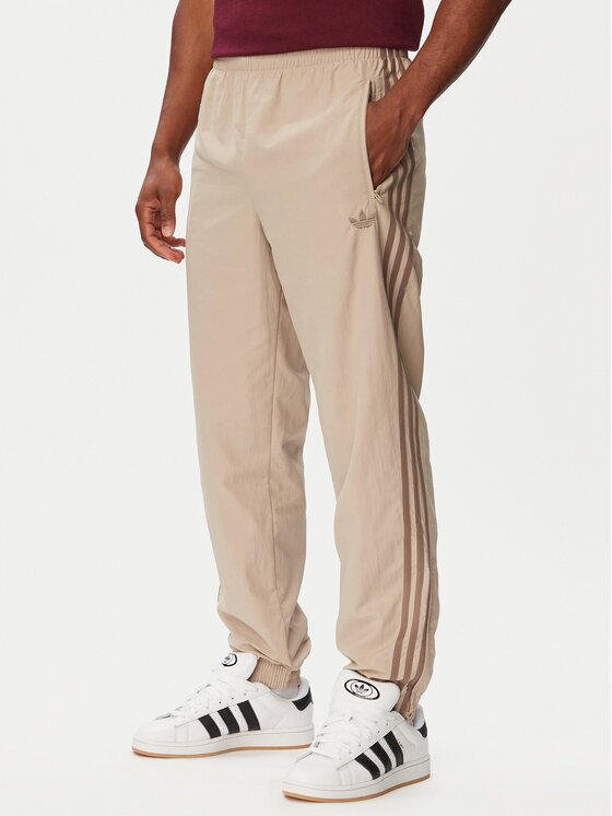 adidas Pantaloni trening Firebird KS7503 Regular Fit
