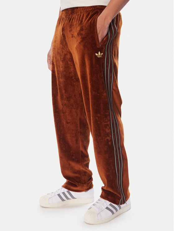 adidas Pantaloni trening Firebrid Velour Track KE4164 Regular Fit