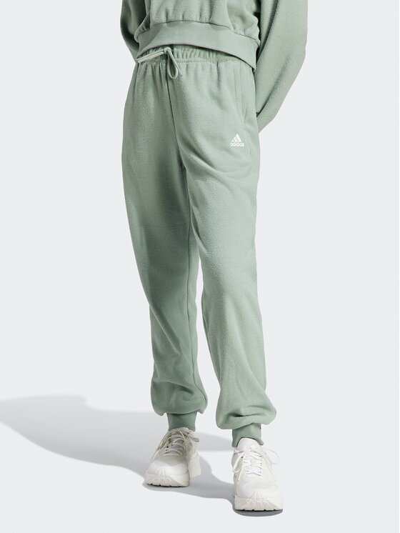 adidas Pantaloni trening IR8372 Regular Fit