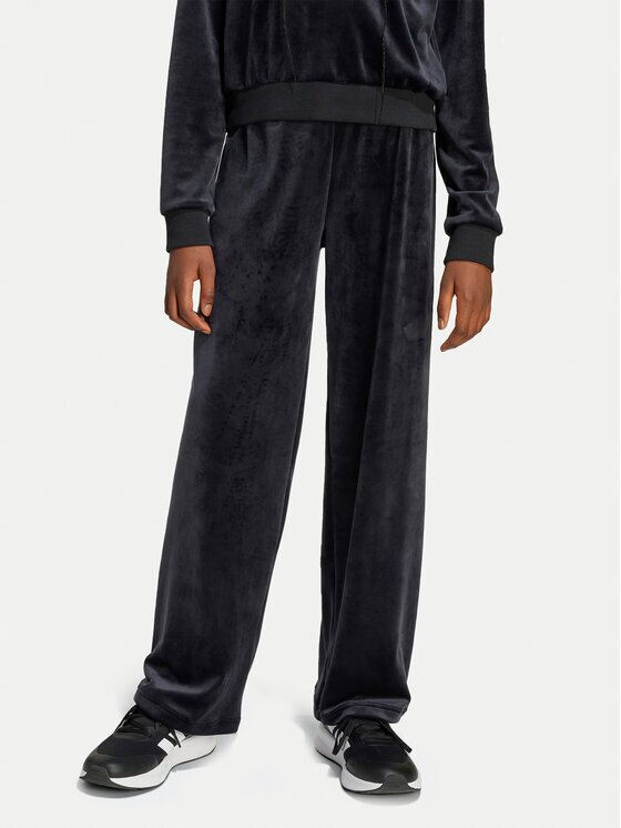 adidas Pantaloni trening Seasonal Essentials Holiday JN2231 Regular Fit
