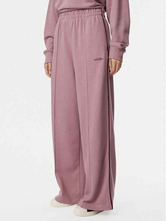 adidas Pantaloni trening Seasonal Essentials KV6865 Regular Fit