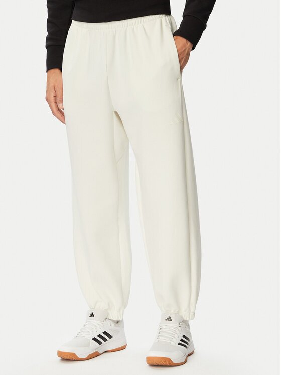 adidas Pantaloni trening Soft Lux KF8574 Regular Fit
