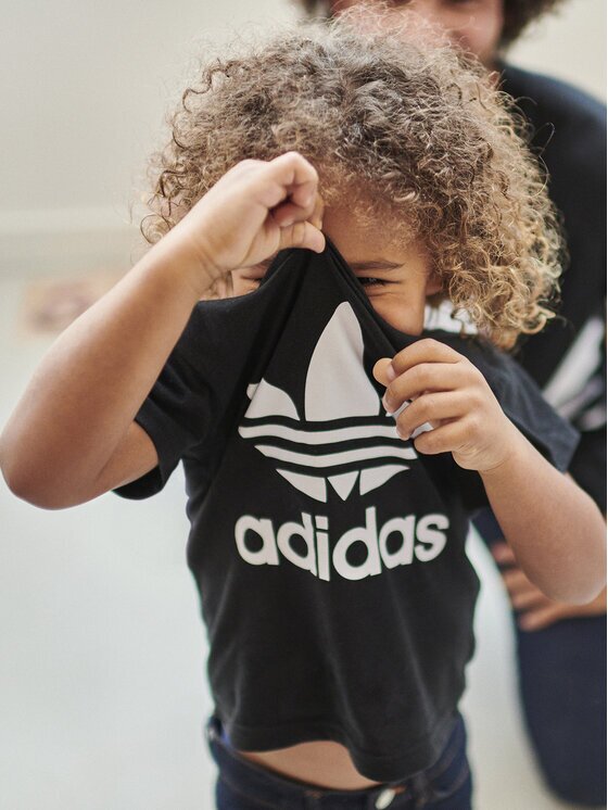 adidas Tricou Trefoil DV2829 Regular Fit