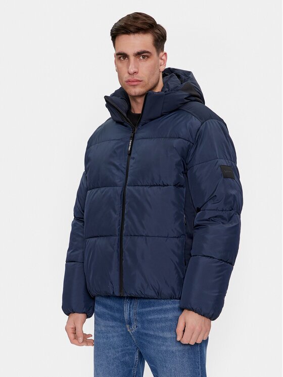 Calvin Klein Geacă de iarnă K10K110329 Regular Fit