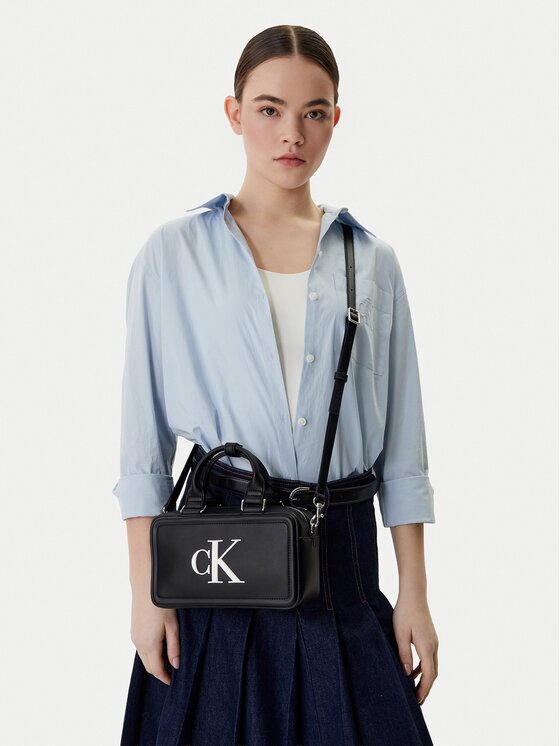 Calvin Klein Geantă Bold Ck Bauletto Crossbody LV04F3411G