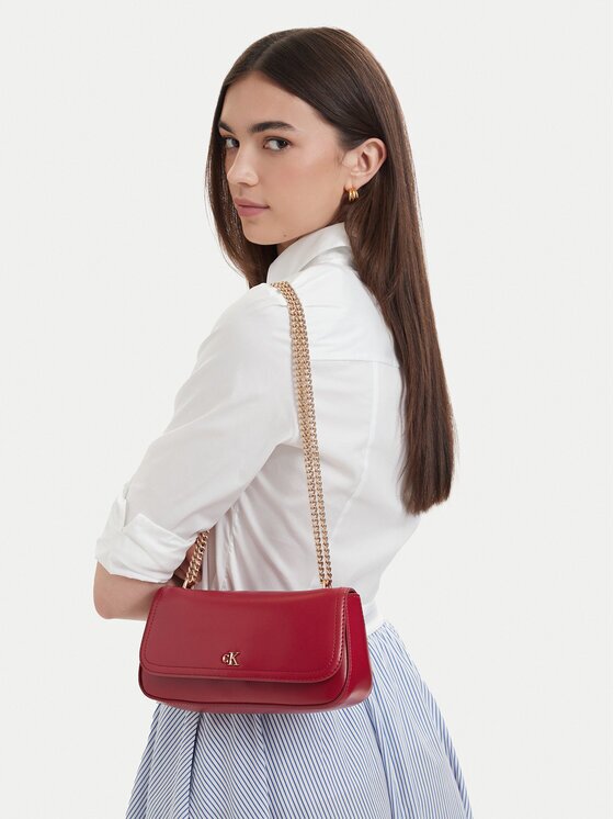 Calvin Klein Geantă Ck Convertible Chain Small Bag LV04F3172G