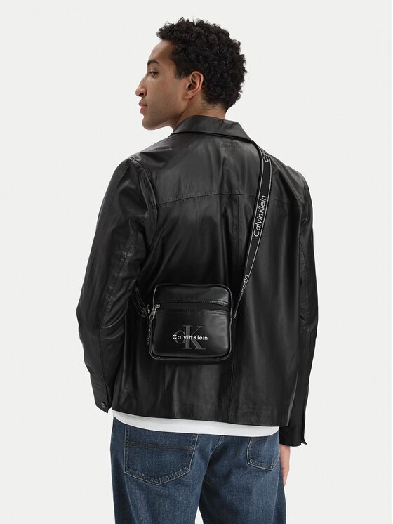 Calvin Klein Geantă crossover Bold Logo Webbing Square Crossbo LV04D3445G